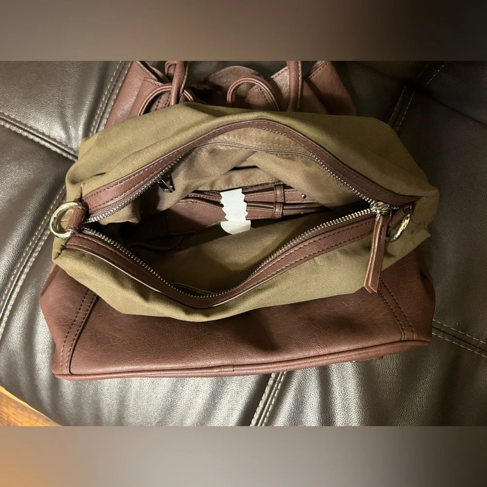 Brown Solid‎ Tote Shoulder Bag Zip Closure Removable Pouch Pockets